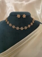 Classic South Indian Daisy Stone Attigai & Studs